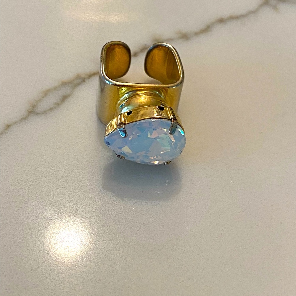 Gold & opal stone ring